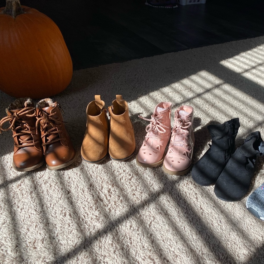 *SOLD* Size 8 toddler shoes, 5 pair Lot